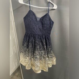 Windsor Homecoming dress! Size 5/6
